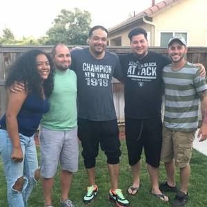 Meet your Posher, Derrick